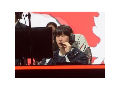 인스파이어드 드래곤 둥지 파고들며 장로 드래곤 잡은 카츠페르 스워마의 용기