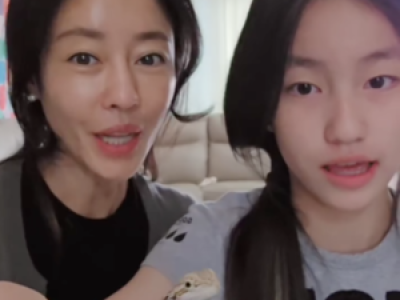 쥬얼리 이지현 딸 서윤 양 미모가 화제